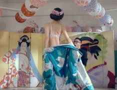《正义联盟》电影火爆上映 泷泽萝拉性感演绎制