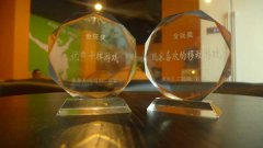 年度最具悬念卡牌网游 传说不得大师推《我叫